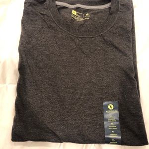Xersion t-shirt XL NWT - Grey